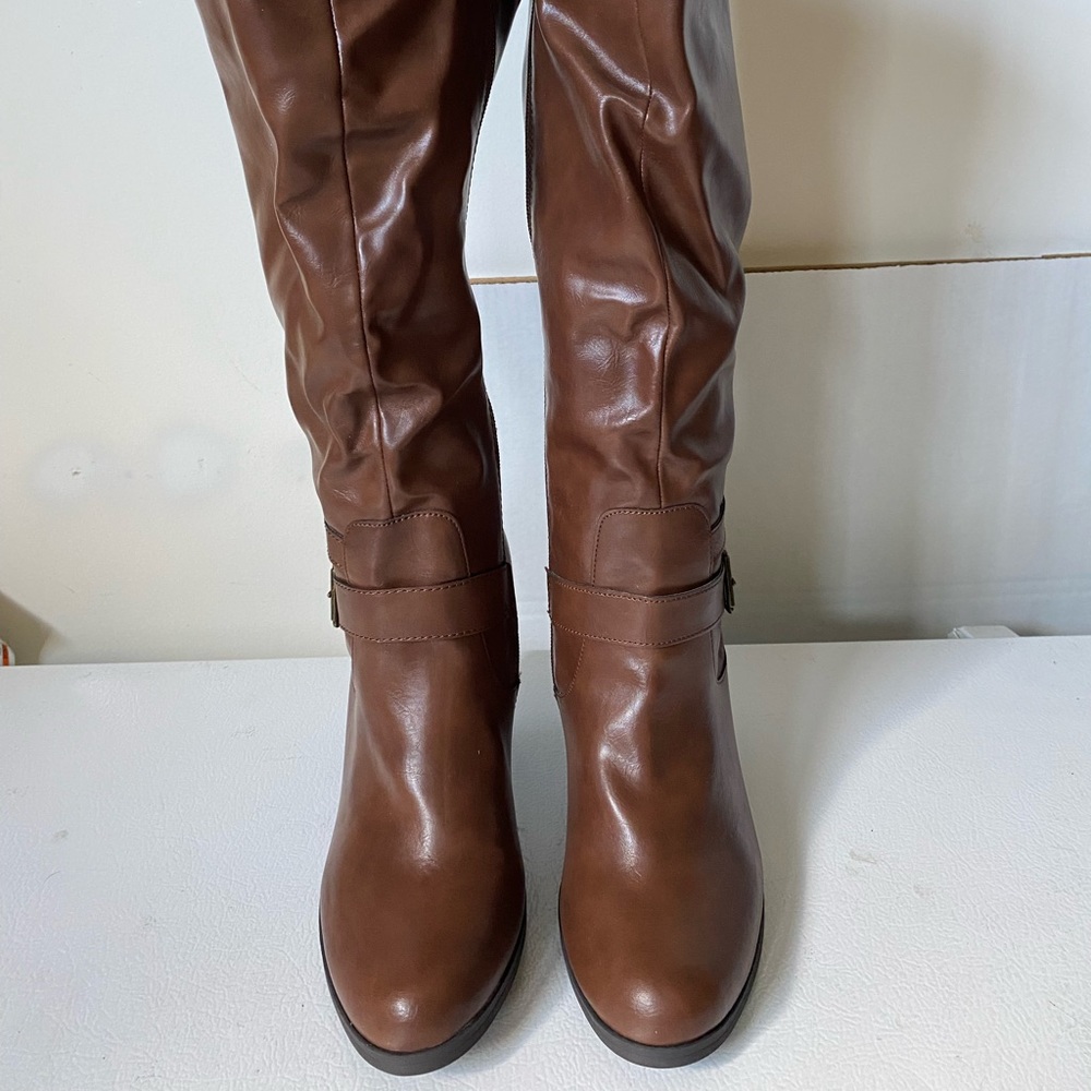 Brand New Style & Co. brown boots, size 11 - Picture 3 of 6
